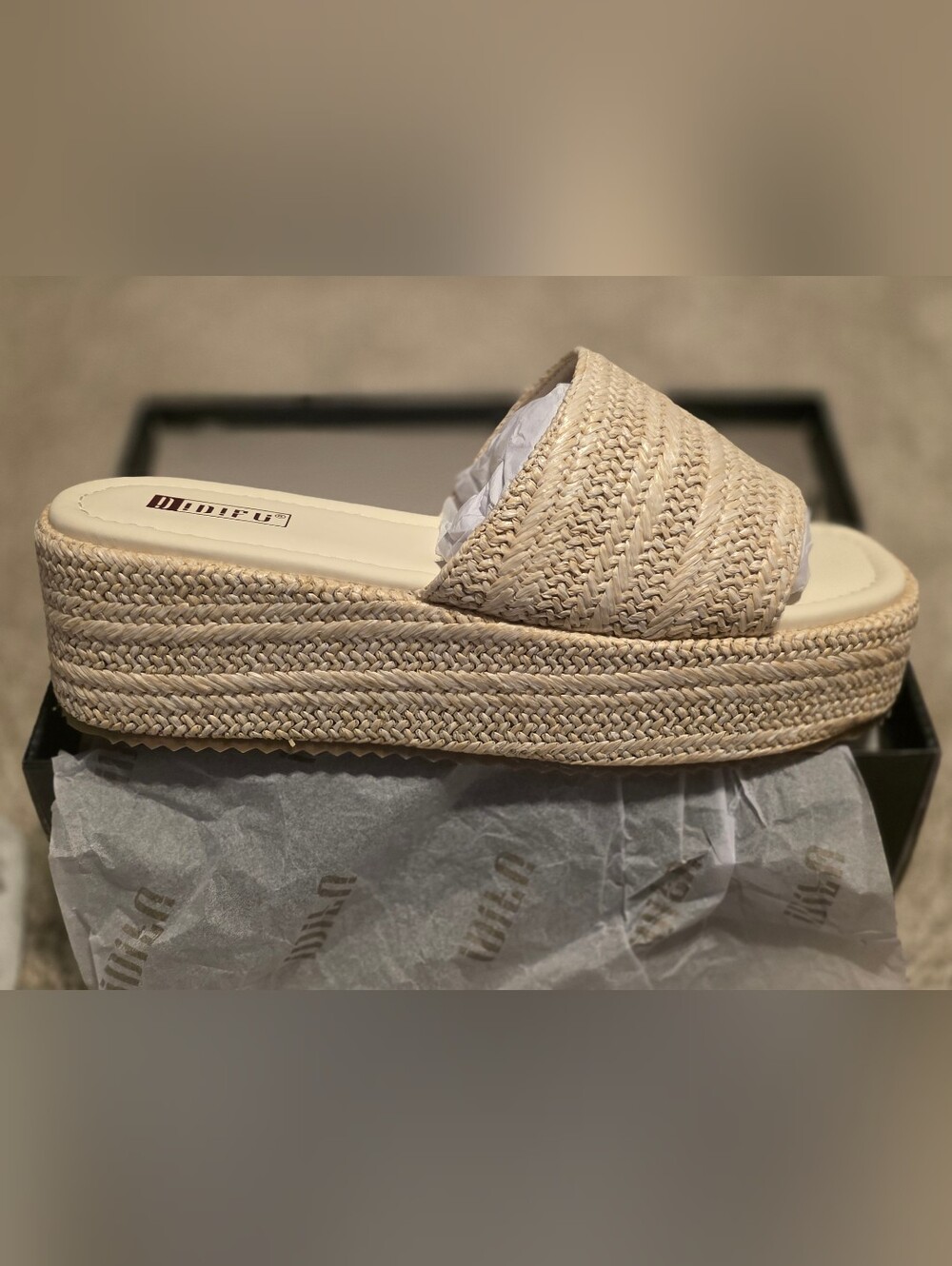 IDIFU Nude Cream Woven Raffia Platform Espadrille Slide Sandals Size 7.5 NIB